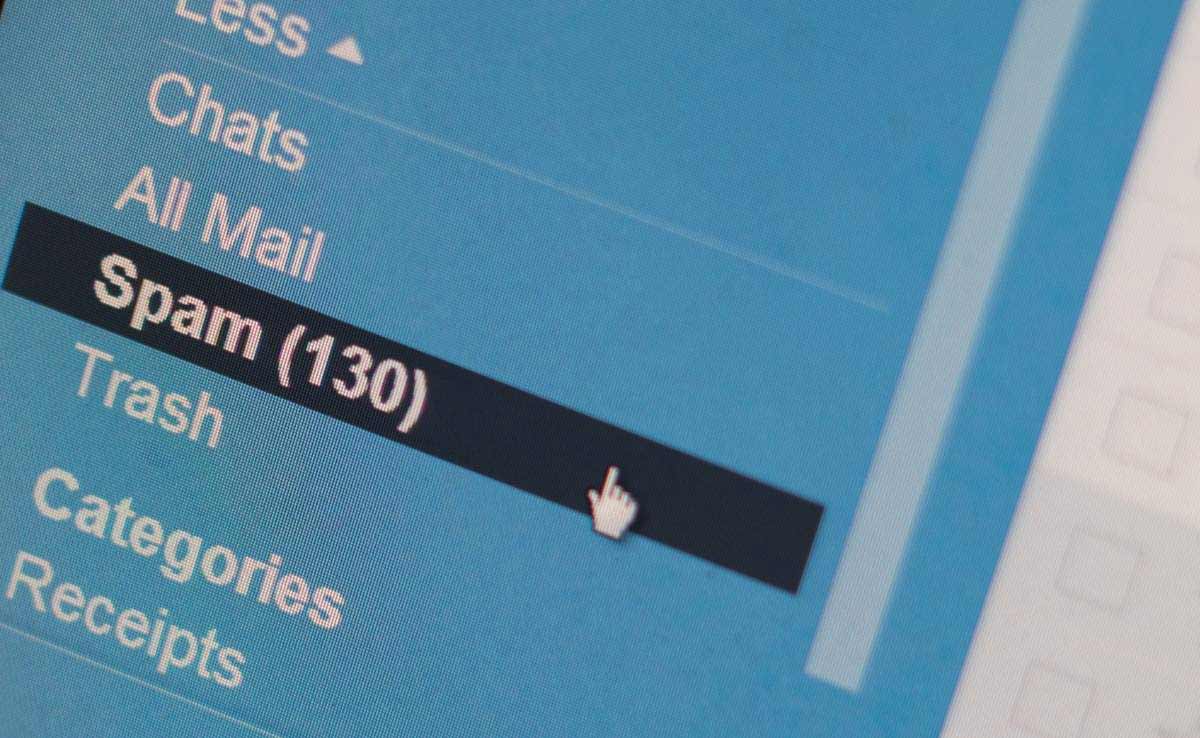 closeup of spam in email inbox jpg